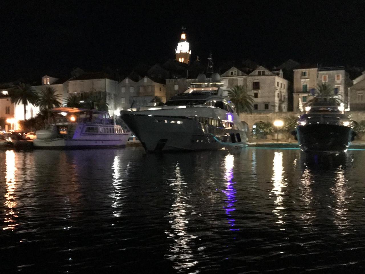 Villa Jade Apartments Front Row Sea View - Walk To Korcula Old Town Medvinjak Екстериор снимка